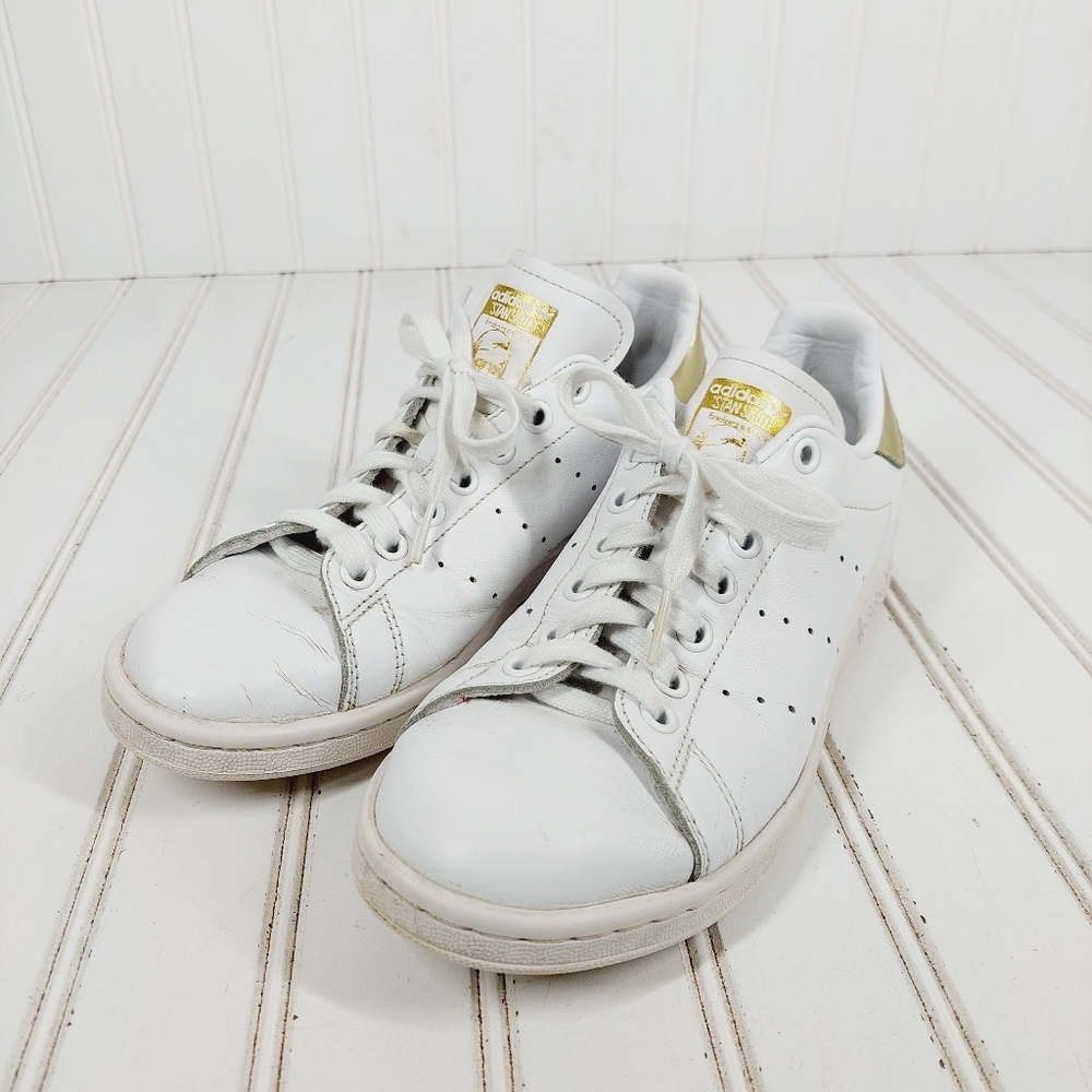 adidas Stan Smith Women's White Leather Athletic Shoe D979 - Picture 2 of 13